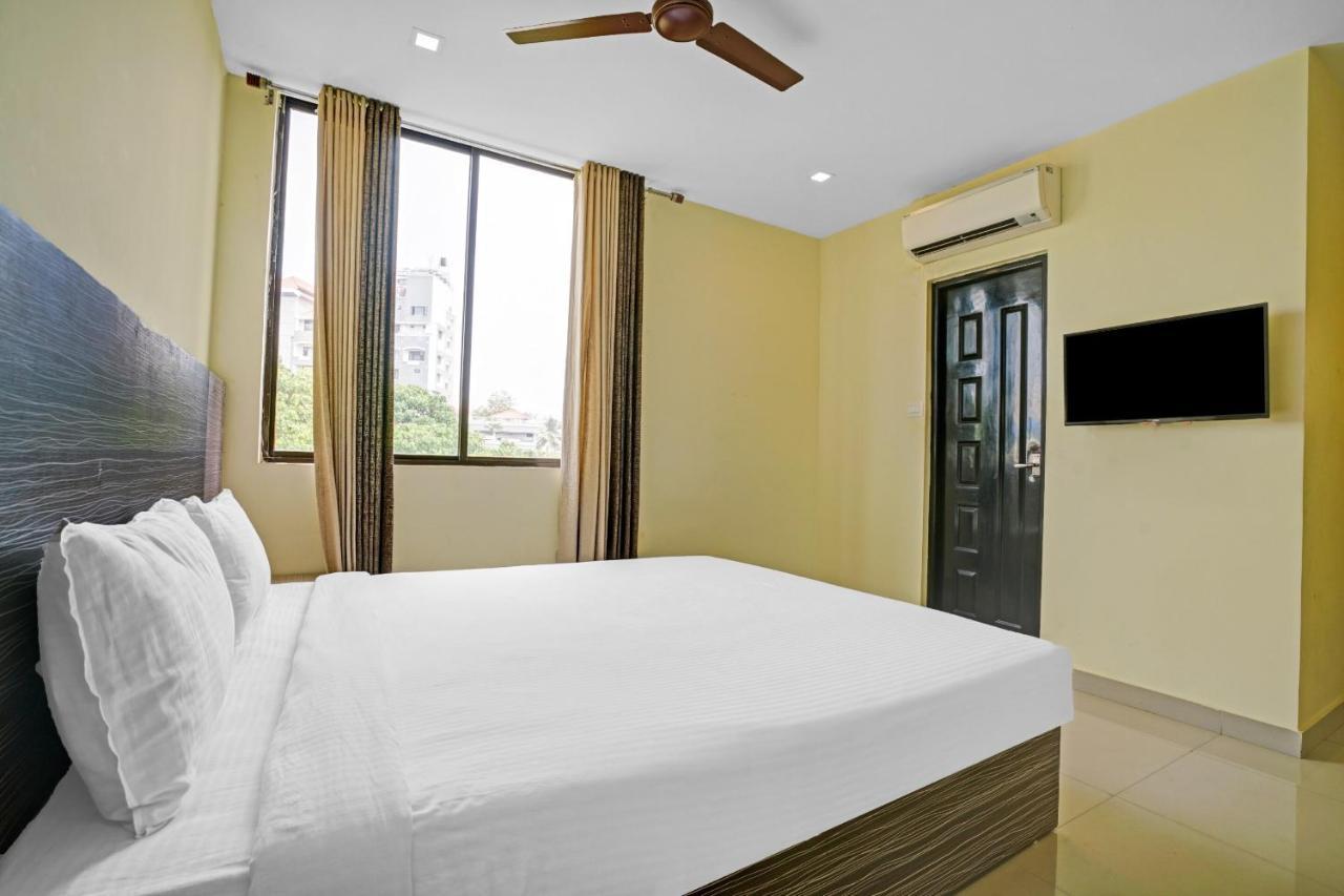 Capital O 87015 Hotel Al Salama Kochi Eksteriør bilde
