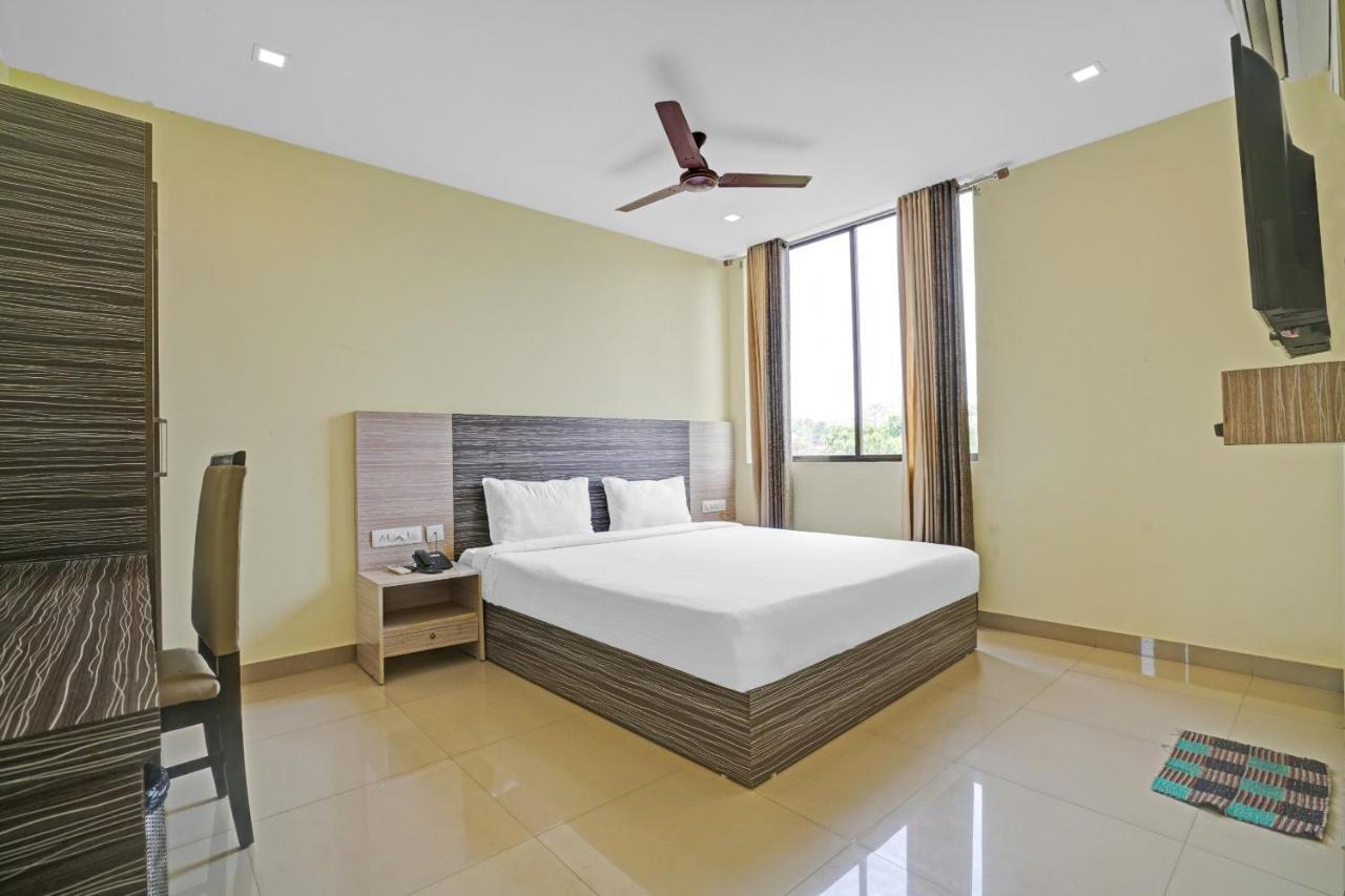 Capital O 87015 Hotel Al Salama Kochi Eksteriør bilde