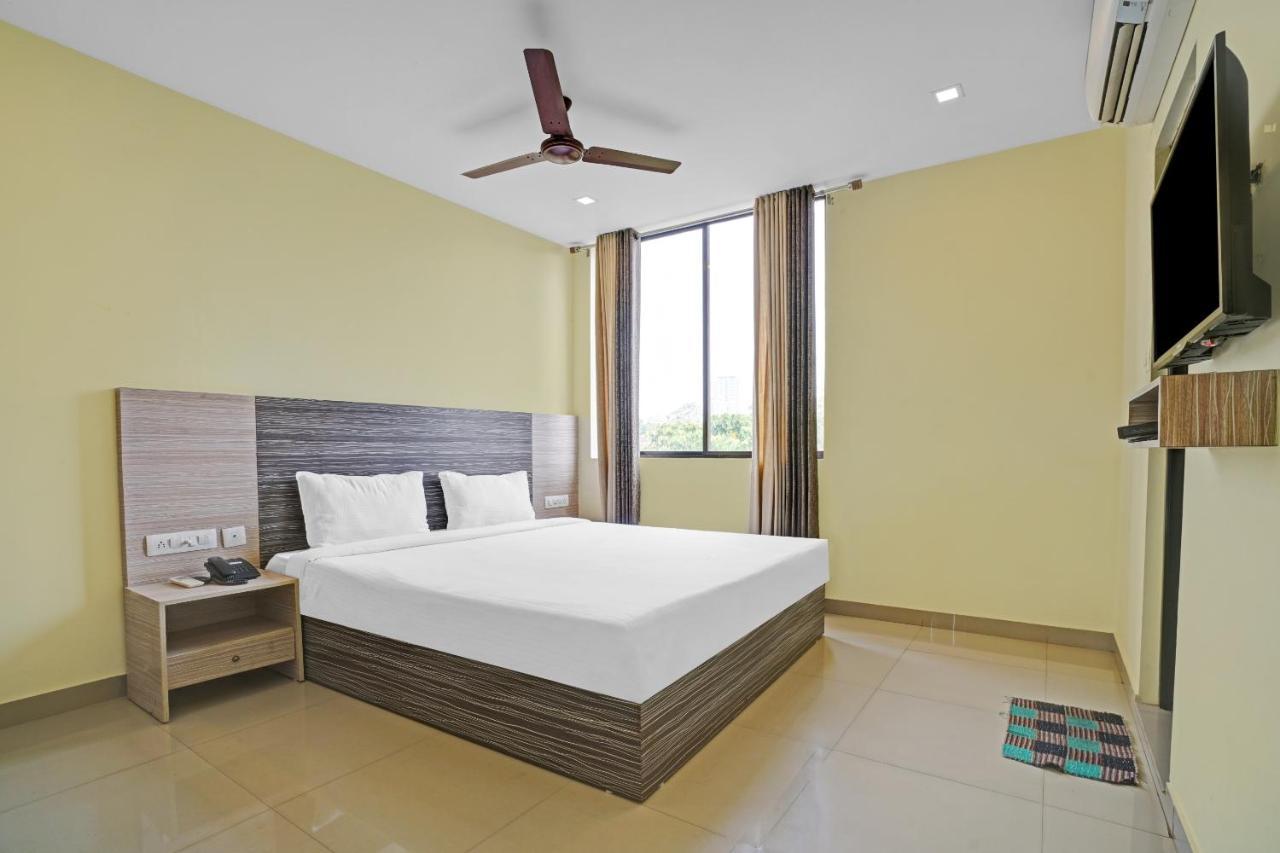 Capital O 87015 Hotel Al Salama Kochi Eksteriør bilde